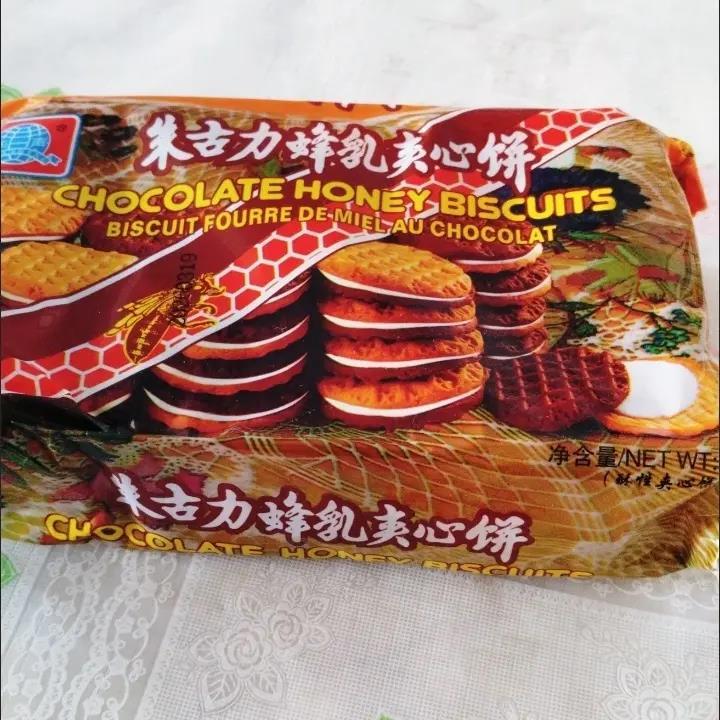 华声8090朱古力蜂乳夹心饼干夹心饼饼干老式80怀旧早餐零食
