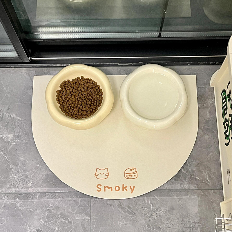 宠物餐垫猫咪狗狗通用吃饭垫子