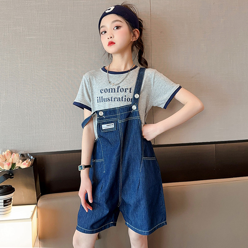 女童夏装套装2023新款洋气儿童夏季网红背带裤女孩短袖时髦两件套