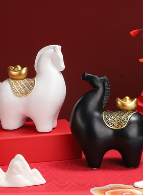 2026马年吉祥物生肖马本命年礼物马到成功有钱办公室桌面装饰摆件