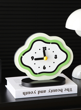 创意桌面时钟摆件台式电子钟表摆放式高颜值客厅电视柜座钟装饰品