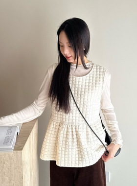 DIGM广州十三行女装2025秋冬雪花华夫格宽松夹棉背心马甲女A09522