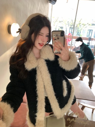 八盖pinkypiggy闪闪毛外套套装