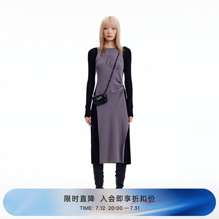 REVAN芮范奥莱冬季运动风毛织连衣裙RN91103372
