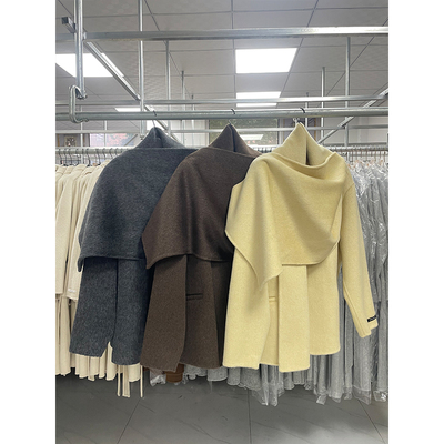 韩版双面羊毛大衣女短款2025秋冬新款围脖大气时尚牦牛绒毛呢外套