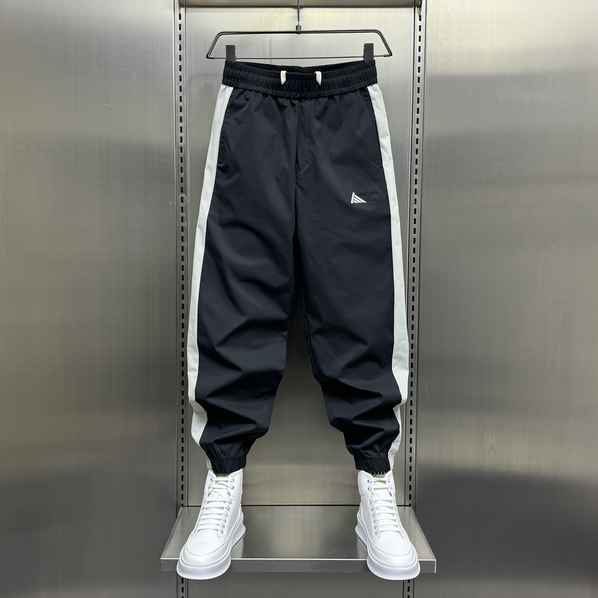 夏季薄款条纹字母刺绣哈伦束脚裤