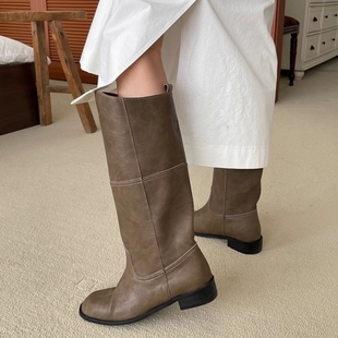 巨好看长筒靴女2025秋冬新款配裙子靴子真皮复古骑士靴韩版高筒靴