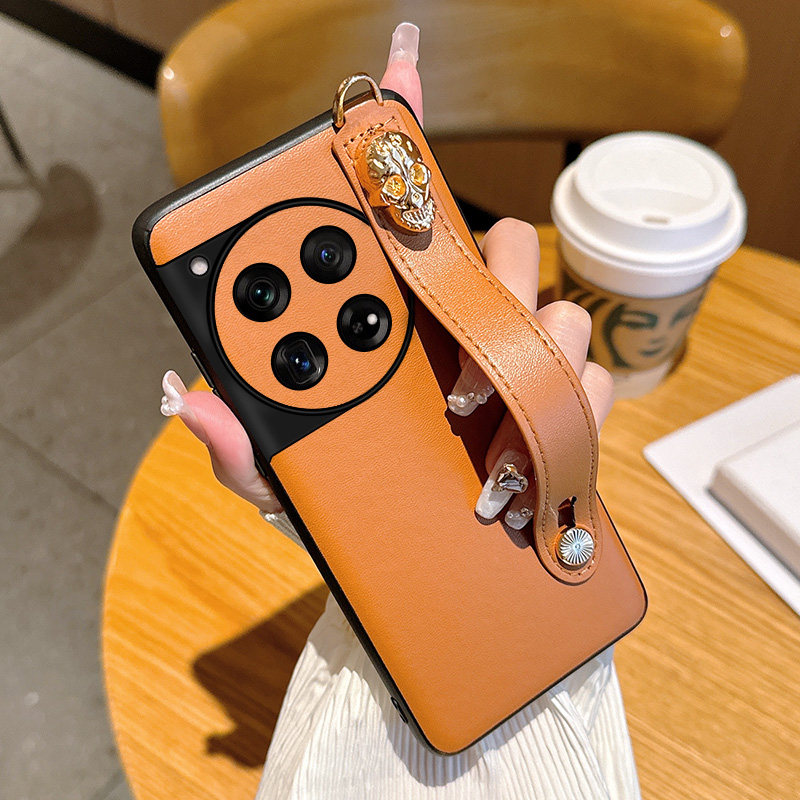 适用于一加12手机壳时尚个性高级感立体骷髅头棕色外壳1加12纯色皮质硬壳斜挎腕带女款1+12全包防摔保护套