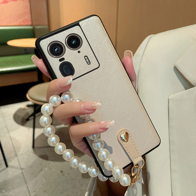 适用于摩托罗拉X50Ultra手机壳创意便捷珍珠手提链motox50ultra轻薄防摔保护套X50Ultra腕带式女款蚕丝纹硬壳