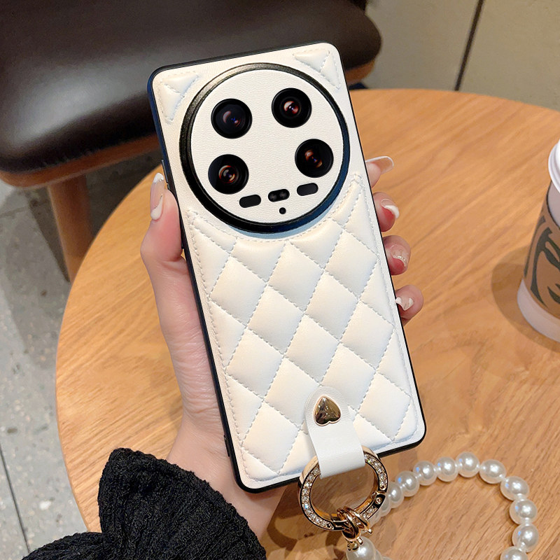 适用于小米15Ultra手机壳小香风时尚便捷珍珠手提链女款小米15Ultra纯色全包防摔保护套小米15Ultra网红潮款