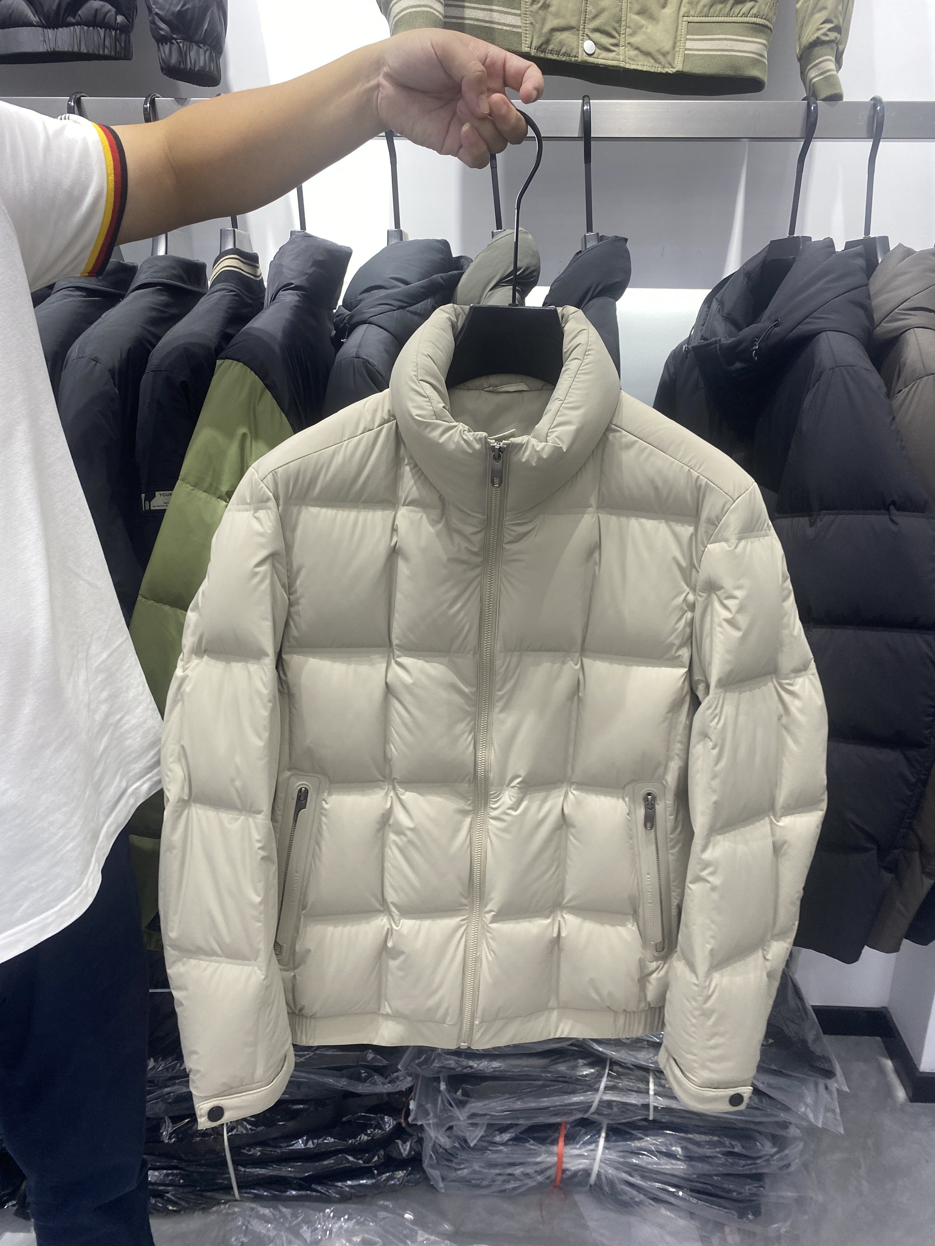 卡帝乐鳄鱼男士立领羽绒服秋冬新款加厚保暖外套90白鸭绒短款潮流