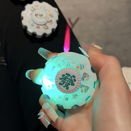 抖音网红创意机甲指尖陀螺打火机