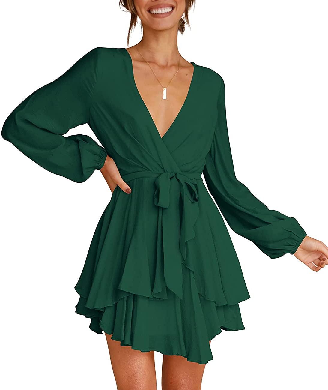 A dress with a deep V-neck waisttie深V领腰部系带不规则连衣裙