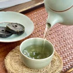 【包邮试喝】长兴紫笋茶顾渚贡焙24紫笋饼茶雨后团茶唐煎宋点5g饼