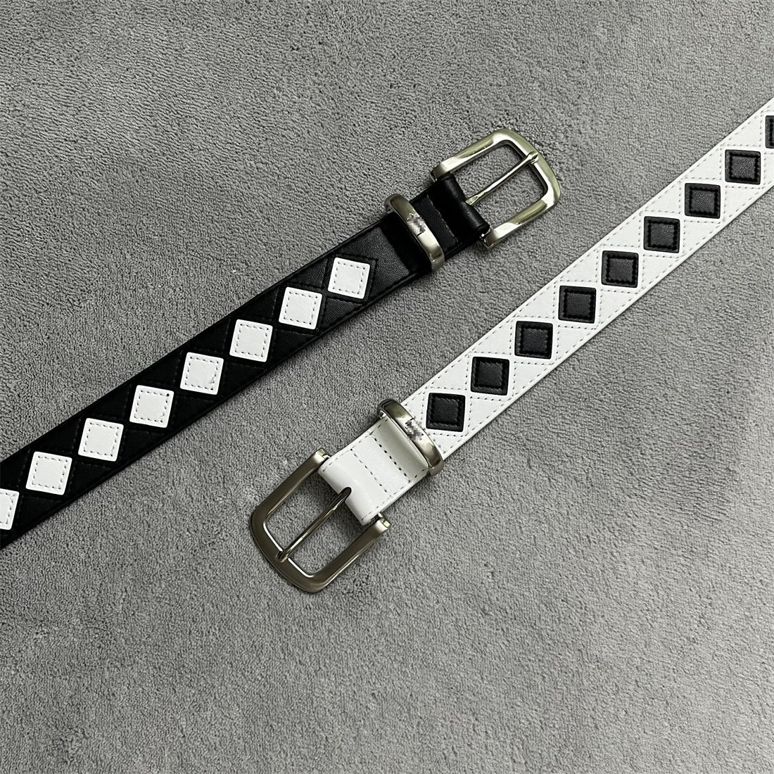 Stu小众黑白棋盘方格皮带