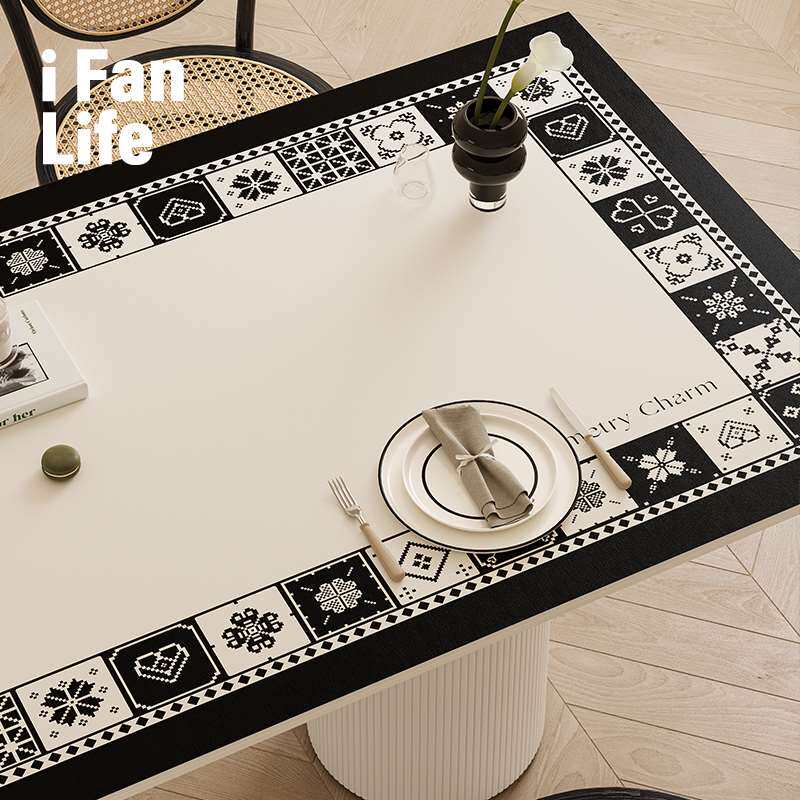 赛尼奥尔简约高级感皮革餐桌垫家用桌布免洗防水防油防烫定制