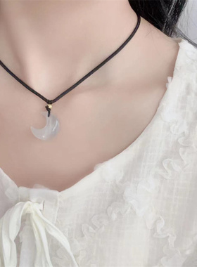 月亮编织绳项链贩卖月光~女夏2023年新款配饰长款情侣吊坠锁骨链