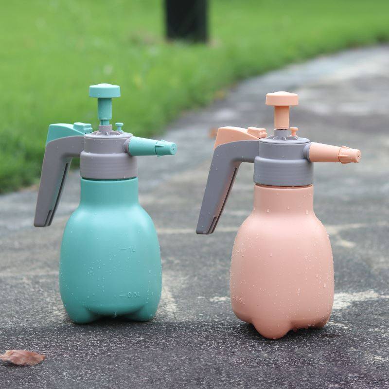 气压式园艺喷水壶 加厚1L养花喷雾瓶 家用小型消毒塑料洒水壶