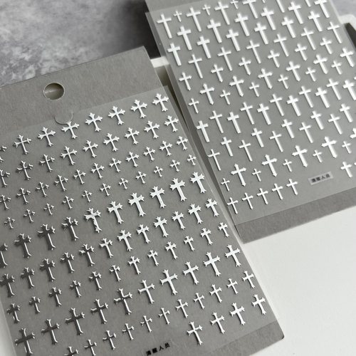 美甲贴纸银色十字架极简风格