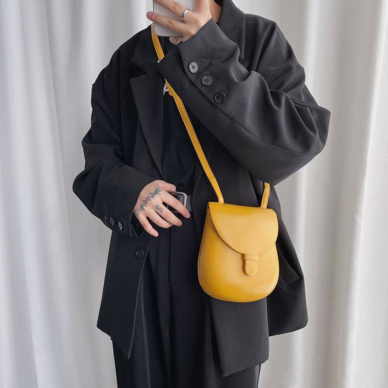 韩国复古皮质休闲翻盖斜挎包简约潮流小众设计手机包男小方包,箱包皮具/热销女包/男包,男士包袋,淘宝优惠券,粉丝福利购,淘宝优惠卷