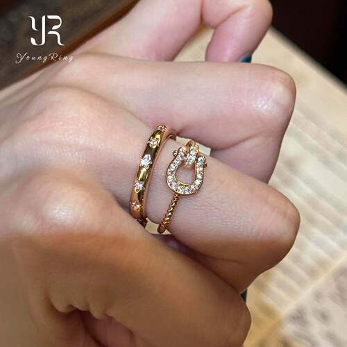 金色微镶闪钻马蹄扣戒指女高级感