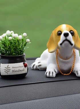 Web celebrity car decoration car shook his head doll dog