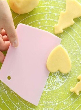 Dough Cutter Trapezoid Spatula Dough Scraper Kitchen Butter