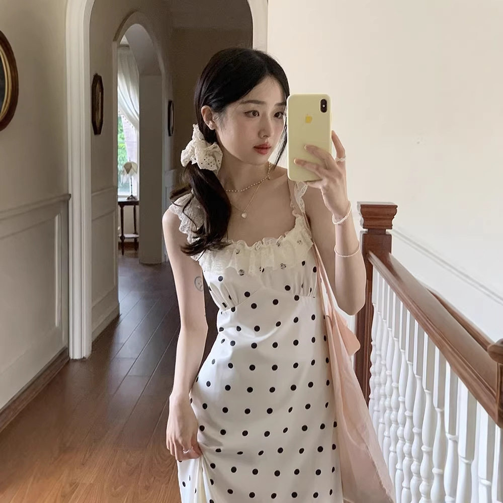 夏季蕾丝拼接露背波点显瘦长裙女
