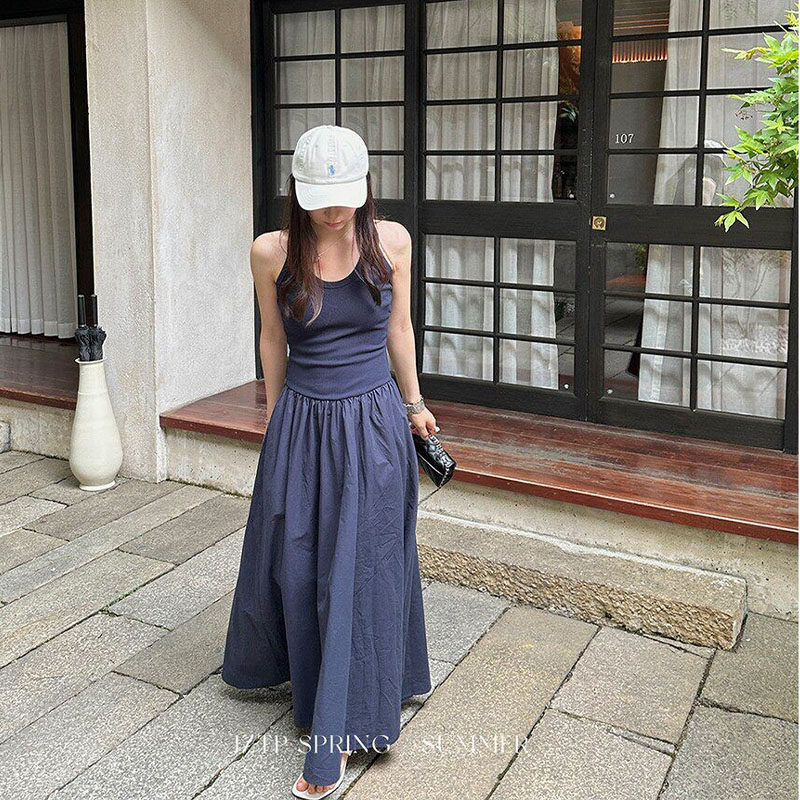 夏季蓝色法式挂脖高腰吊带连衣裙