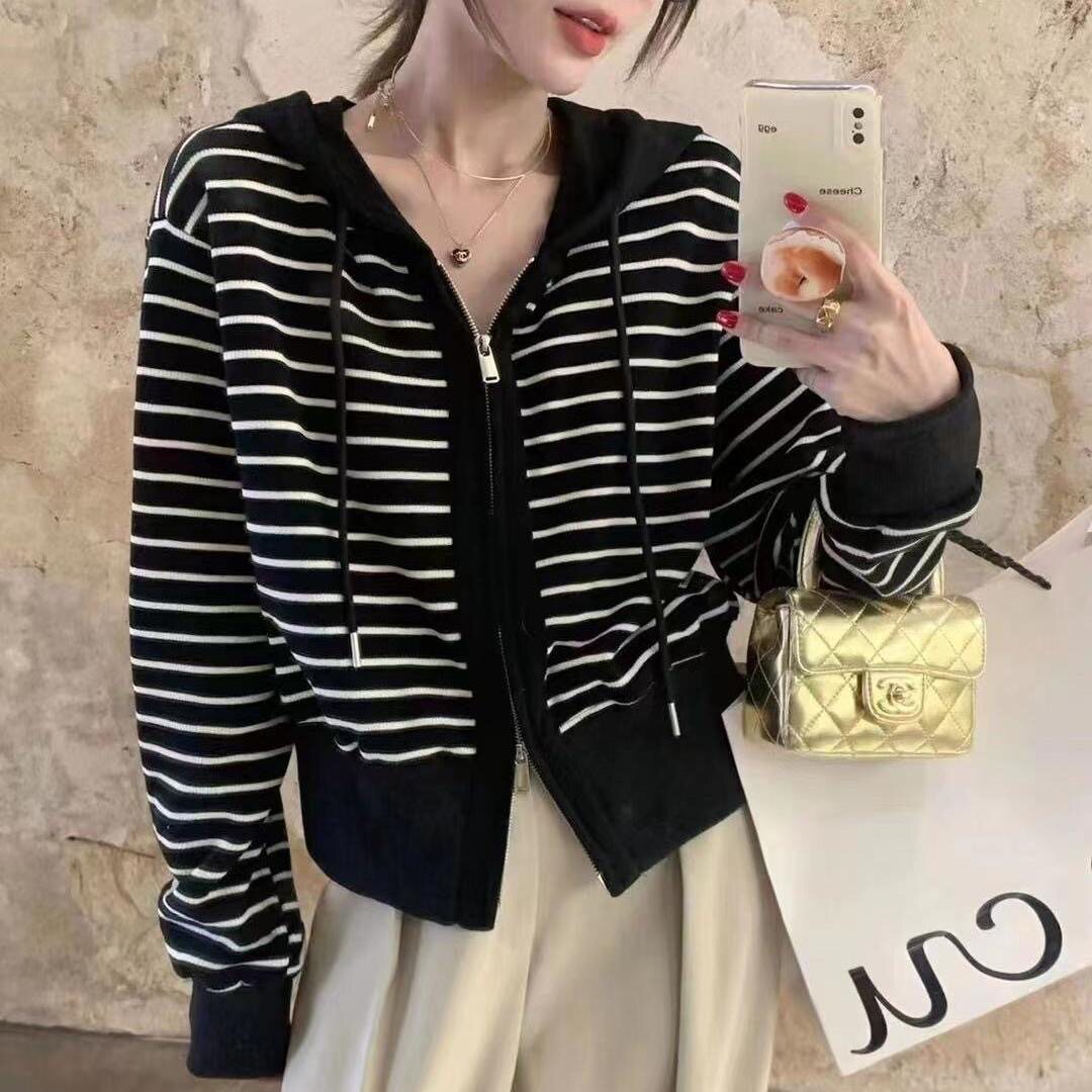 连帽针织开衫女春秋小个子条纹短款黑白撞色拉链卫衣内搭上衣外套