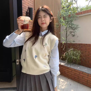 针织背心学院风刺绣套头毛衣马甲 可爱减龄外穿宽松无袖 秋冬季 新款