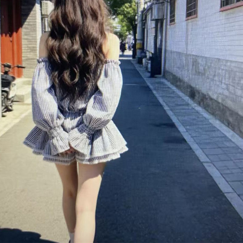 夏季复古条纹一字领挂脖连衣裙女