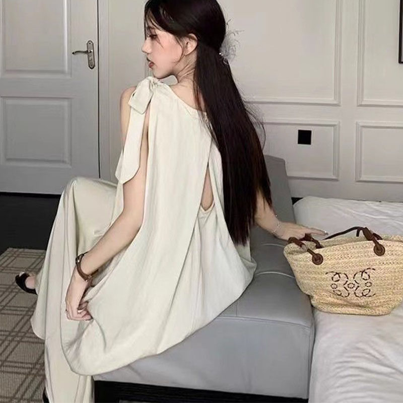 夏季新款无袖露背挂脖度假连衣裙
