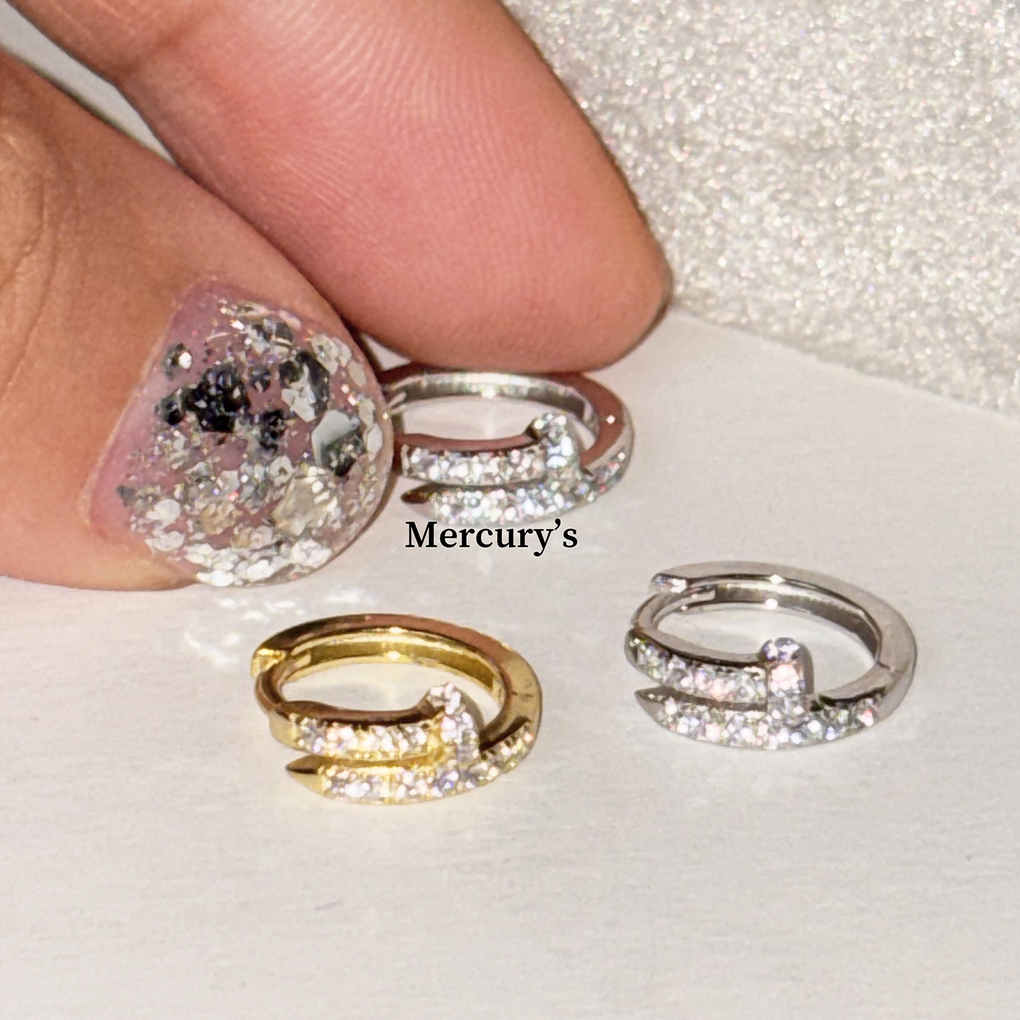 经典朋克纯银钉子爆闪镶钻耳饰