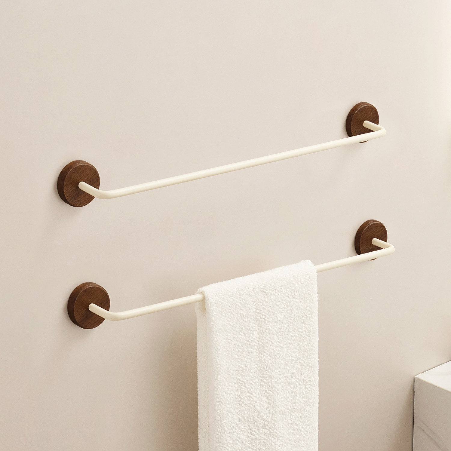 胡桃木卫生间毛巾架中古风