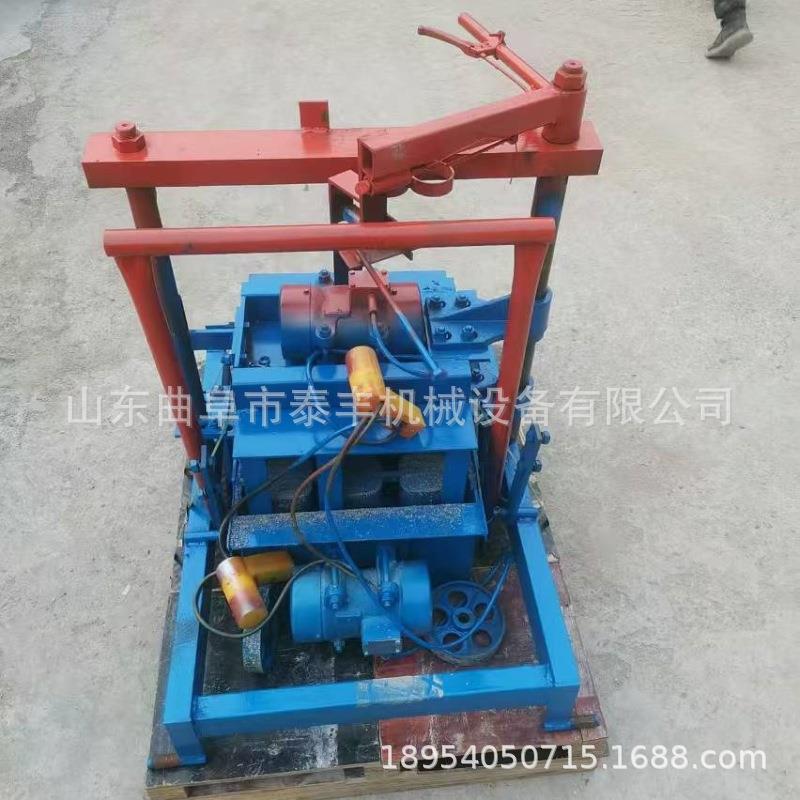 4-40型砖机免烧水泥制砖机面包砖六角空心护坡砖机非洲屋顶砖机