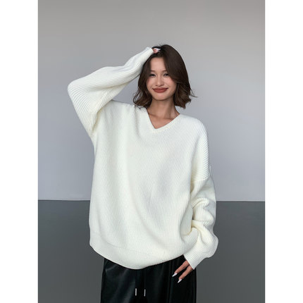 ousph米白色v领宽松毛衣女外穿套头春秋慵懒风休闲加厚针织衫上衣