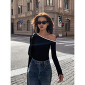 黑色长袖 小众斜肩针织打底衫 女秋装 ousph 法式 气质露肩白t恤上衣