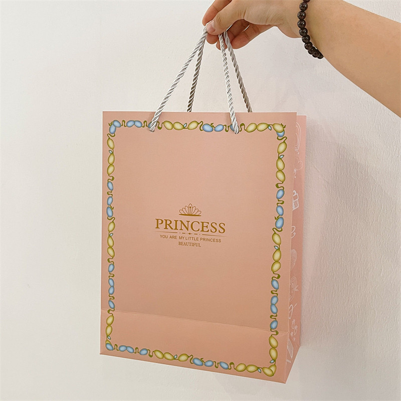 公主粉色手提袋 精美礼品袋儿童节日送礼纸质礼袋 生日礼物包装袋