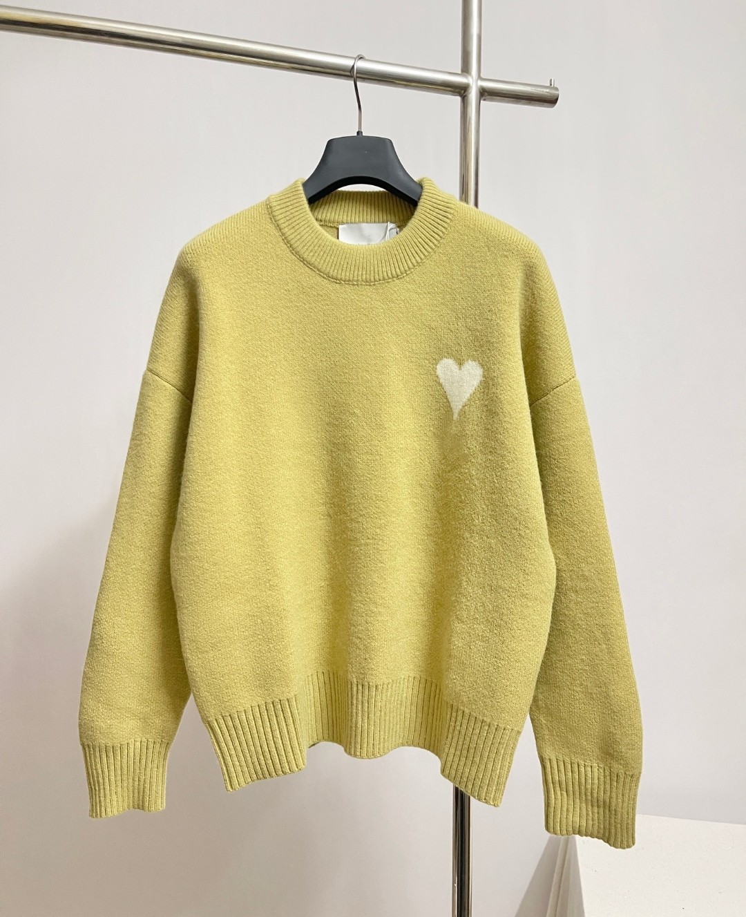 【木】正确版 2026早春新款字母A爱心提花羊驼毛圆领套头云朵毛衣