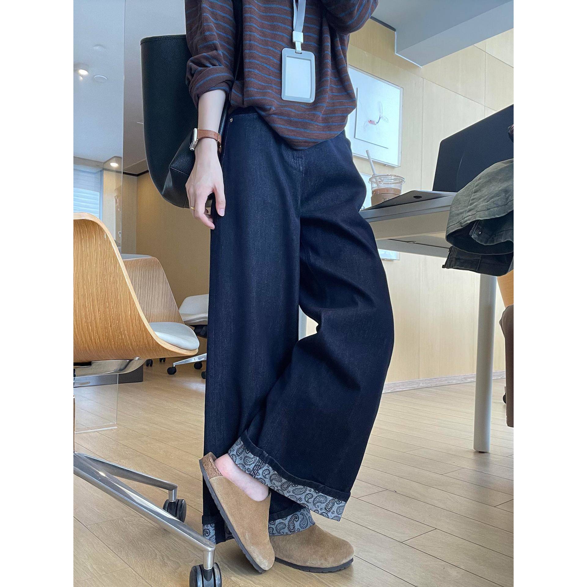 深蓝色翻边直筒牛仔裤女秋季新款大码胖mm高腰宽松设计感阔腿长裤