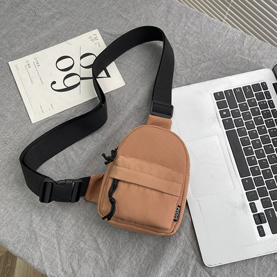 新款胸包潮流ins日系小挎包个性男休闲迷你手机包时尚潮牌斜挎包