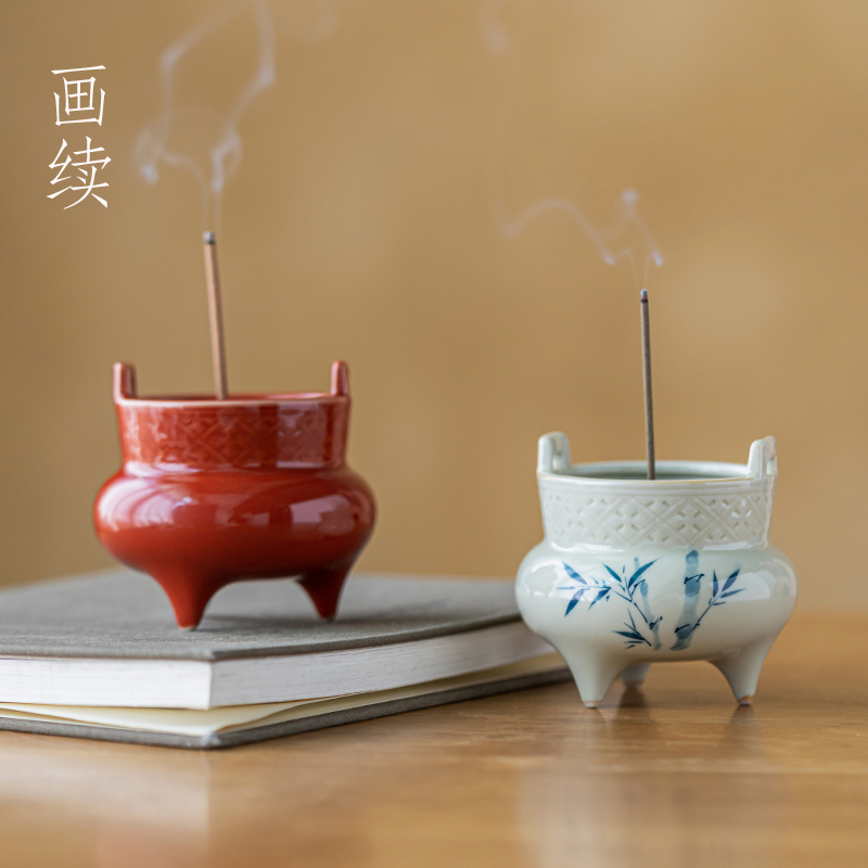 画续复古手绘三足鼎式小香炉