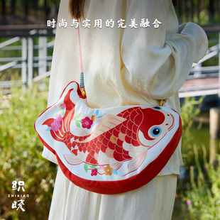 国风汉服锦鲤斜挎包小众手机斜挎包轻便加厚耐磨中式 单肩帆布包