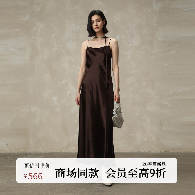 AIRIQI商场同款26春新款高级感微荡领礼服吊带连衣裙女AH6