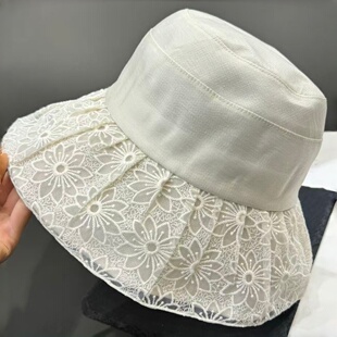 韩国进口高级感白色蕾丝刺绣花朵渔夫帽女春夏百搭显脸小遮阳帽子