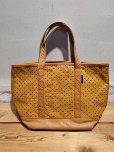 孤品外贸出口头层牛皮镂空真皮女款休闲手提包