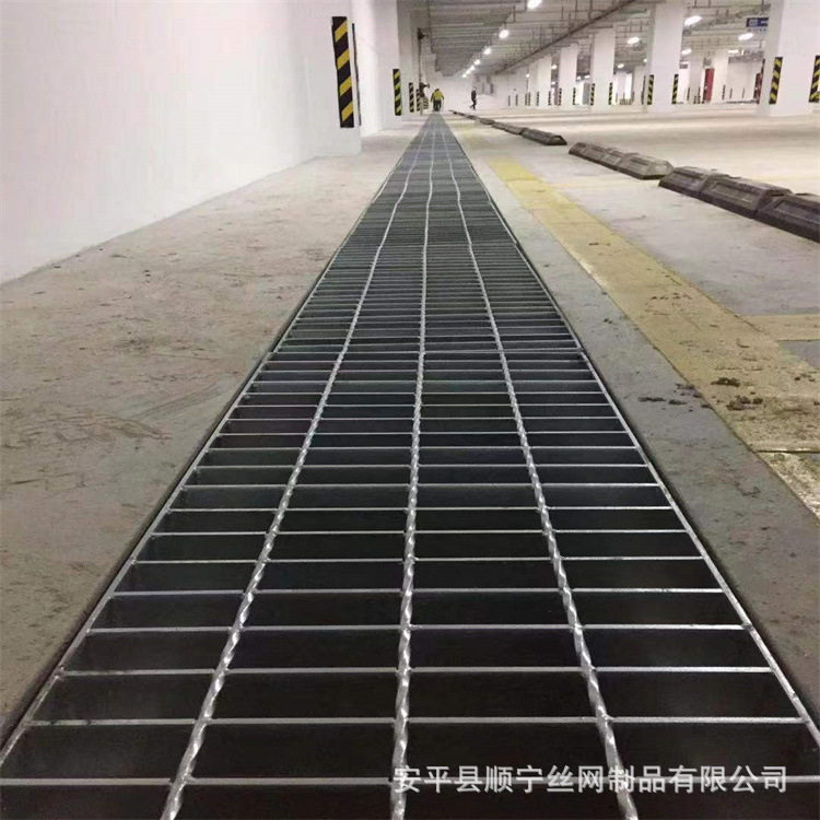 镀锌钢格板防滑踏步板热镀锌钢格栅不锈钢格栅板地沟盖板网格板,基础建材,排水沟槽/盖板,淘宝优惠券,粉丝福利购,淘宝优惠卷