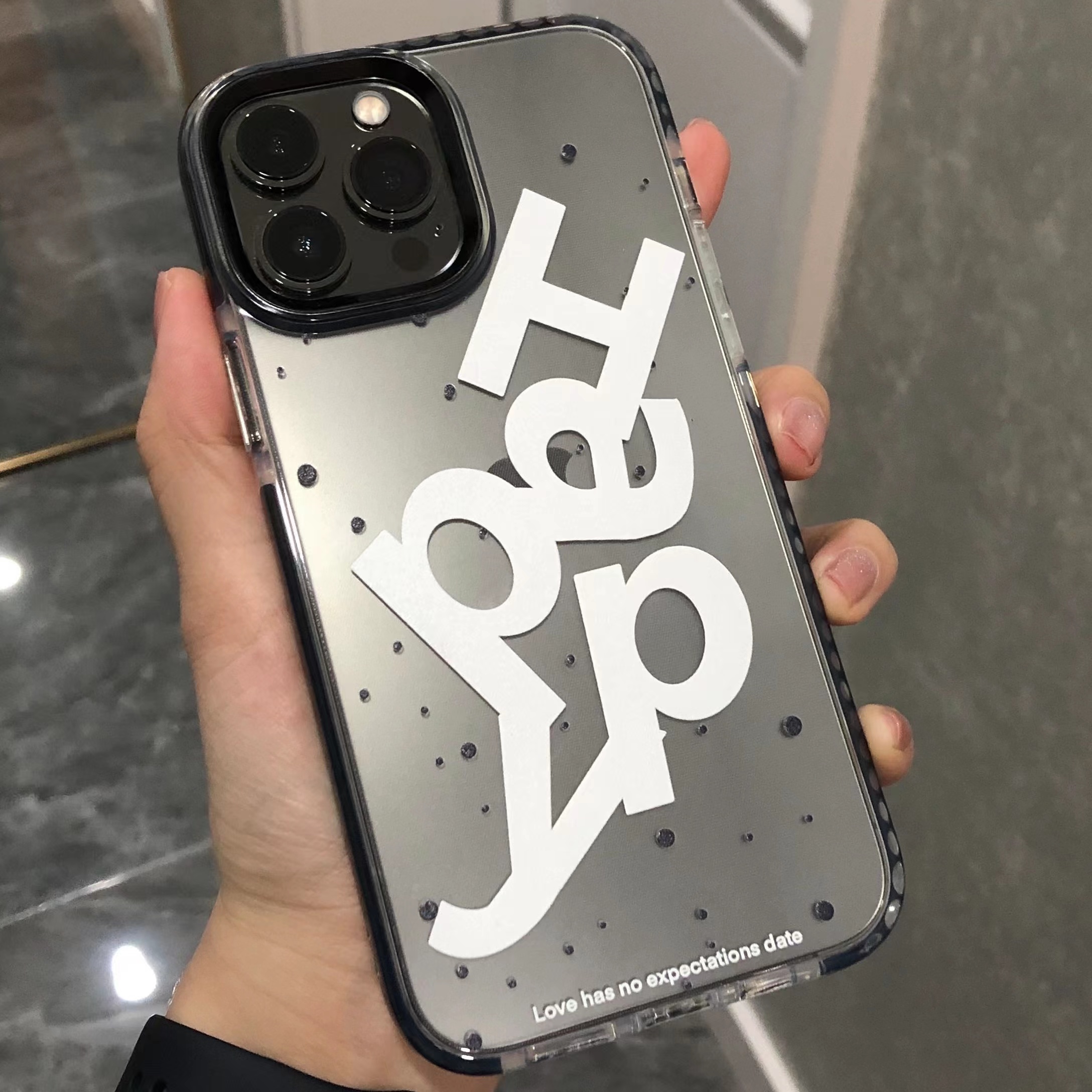 简约字母适用iPhone手机壳