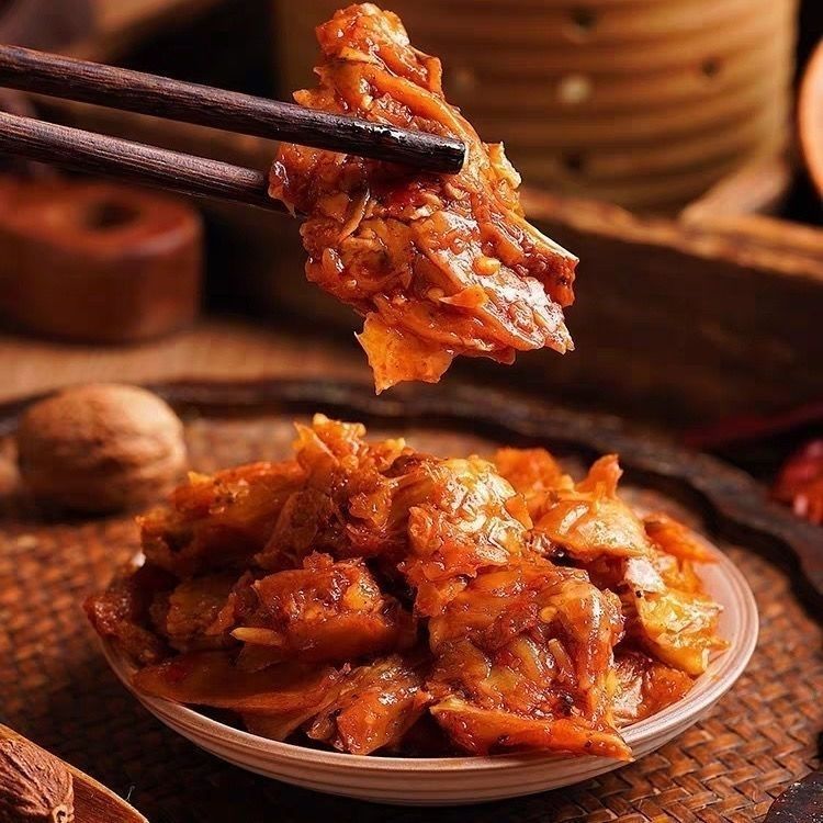 (非整只)网红华靖香辣牛蛙熟食麻辣牛蛙开袋即食辣味小零食囤货